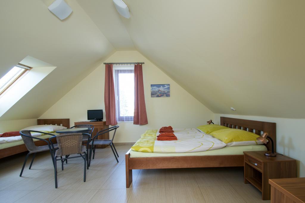 Penzion Admirál Třeboň Zimmer foto