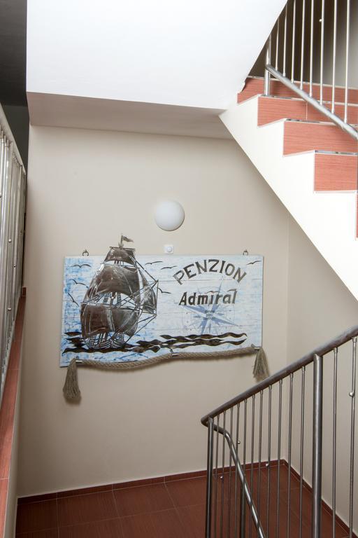 Penzion Admirál Třeboň Exterior foto